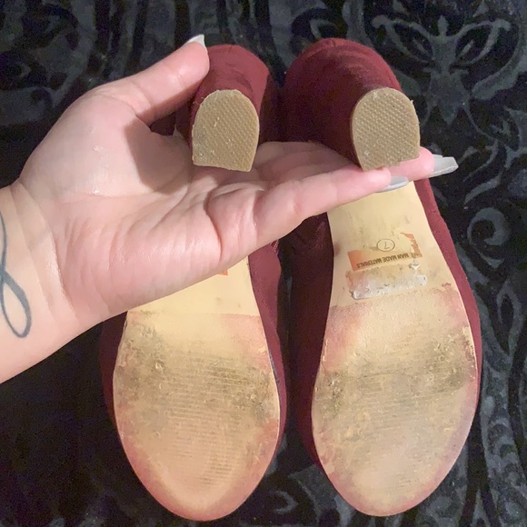 Wine colored booties - Picture 3 of 4